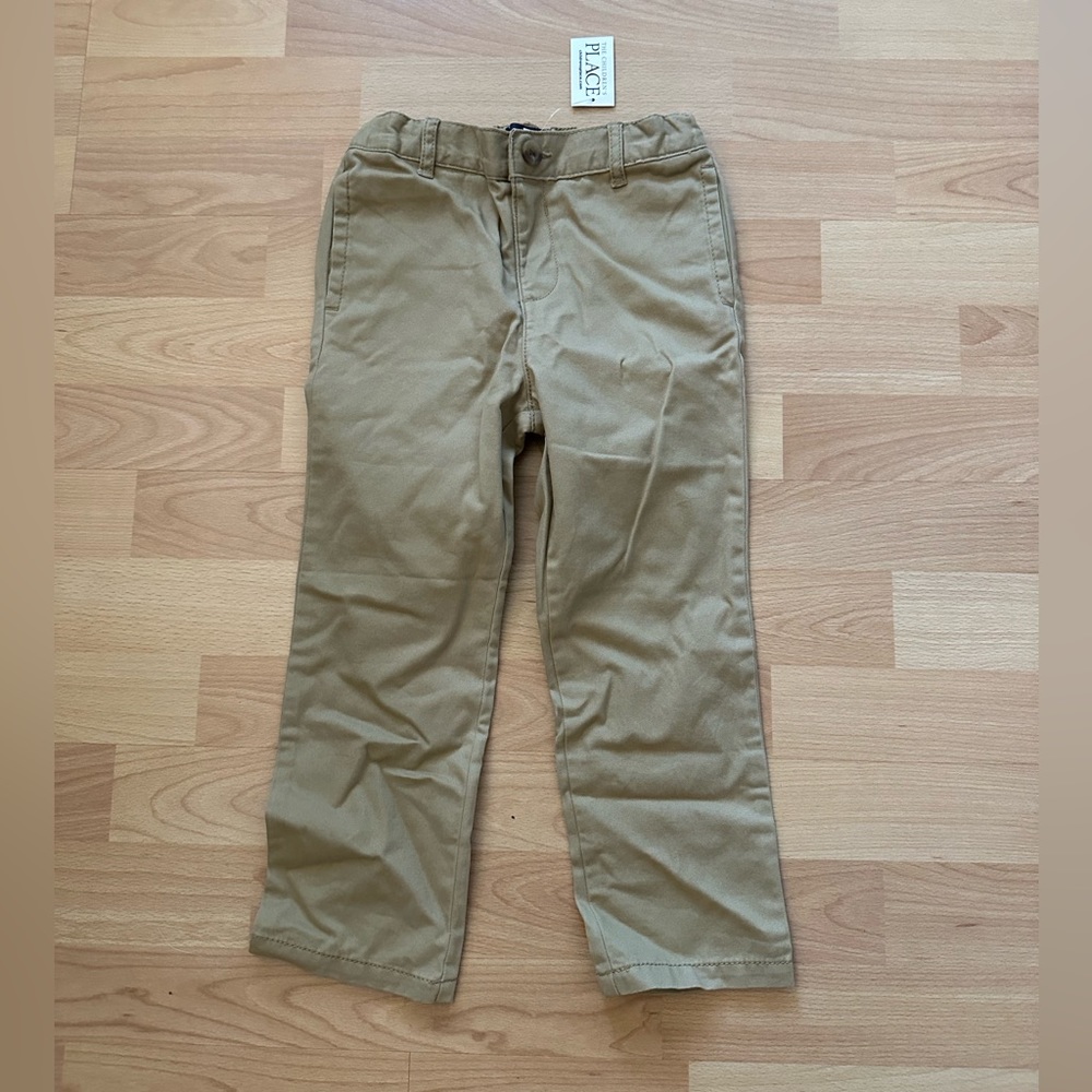NWT The Children’s Place boys khaki pants.